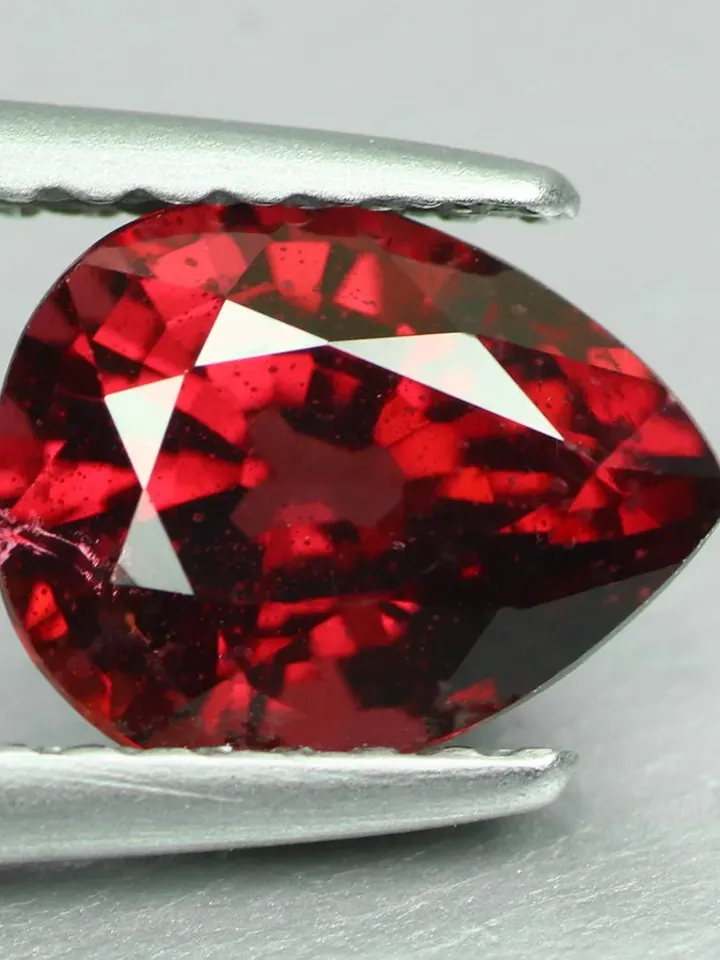 1.62 CT Magenta Reddish Pink color Unheated 100% Natural Rhodolite Garnet
