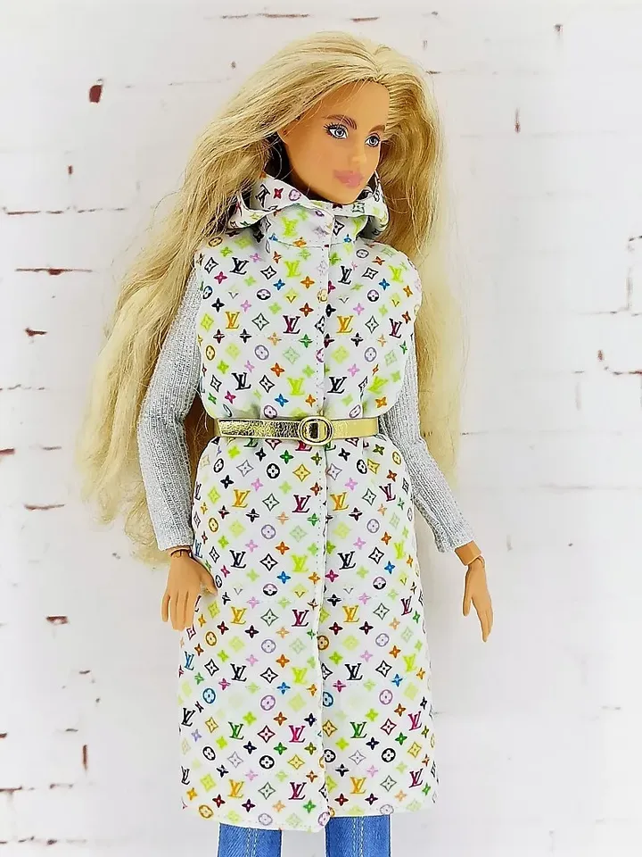 Long quilted vest with hood for Barbie, also for other dolls of similar size