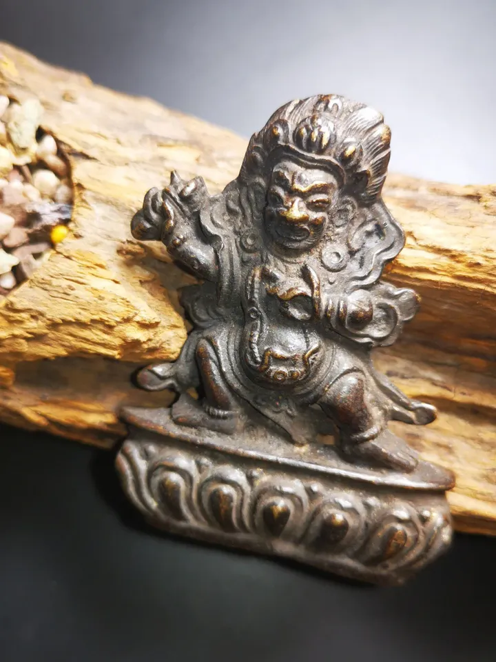 Gandhanra Acient Vajrapani Amulet,Tibetan Buddhism Statue,the Protector and Guide of Gautama Buddha,100 years old