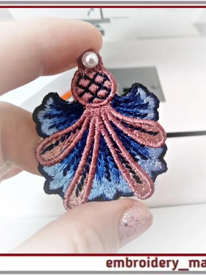 In the hoop Machine embroidery design Floral earrings