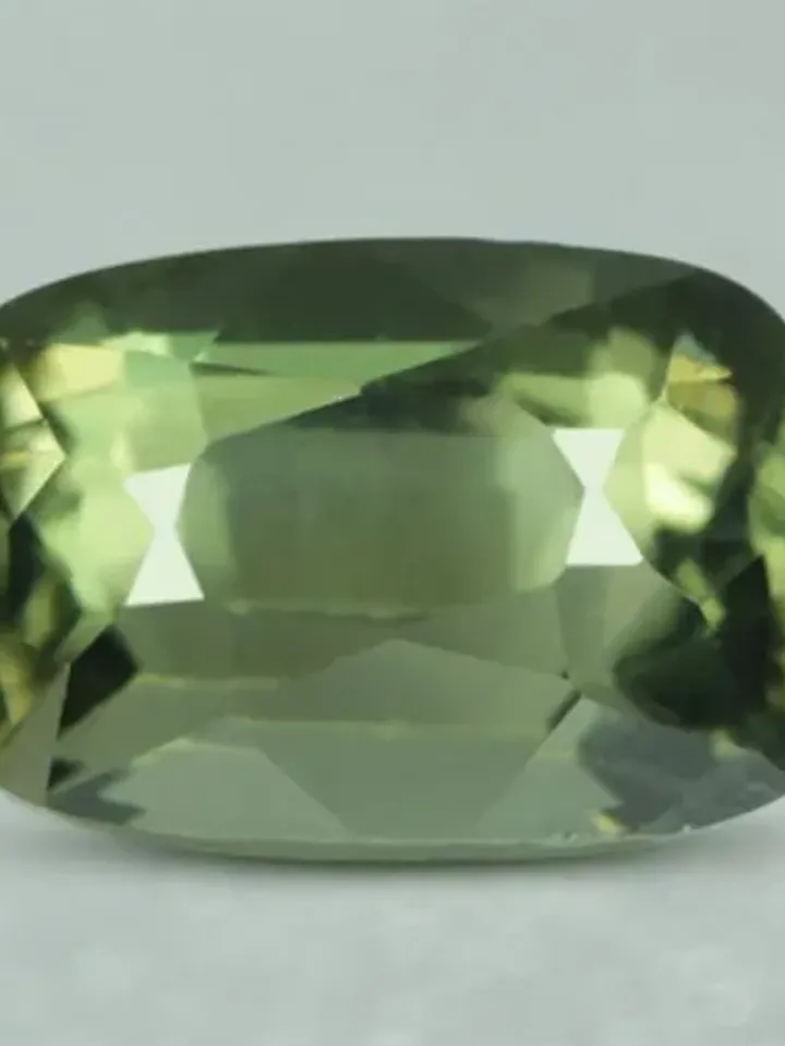 0.95 CT Rare Gemstone ColleCTion Unheated 100% Natural Dark Green Kornerupine