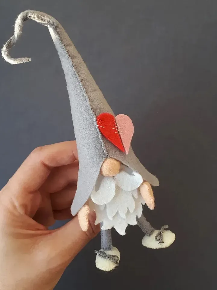 Gnome felt sewing pattern , Cute gnome plush home decor , Valentines soft toy pattern