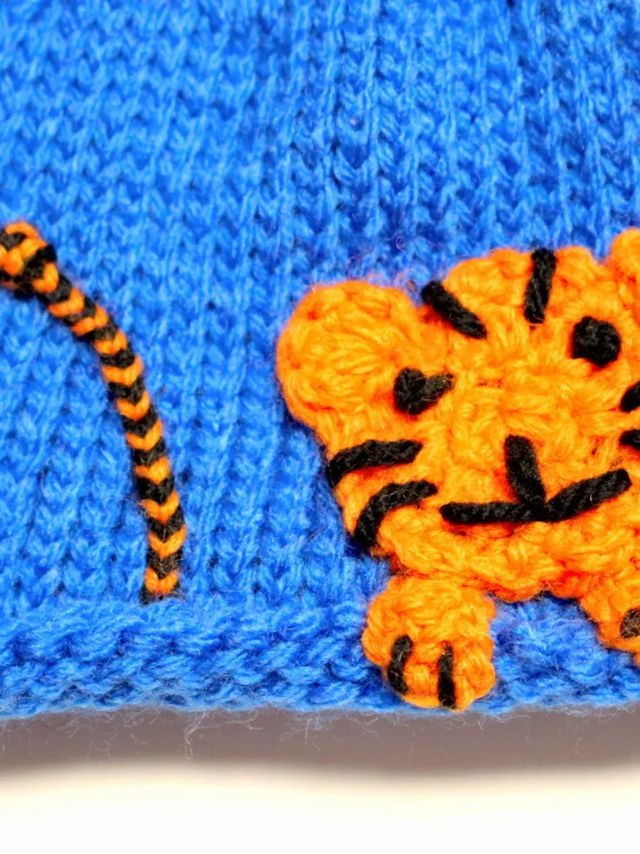 Yarn Tiger Face Hat and Booties Set, New Baby Gifts, Baby Shower Ideas, Little Baby Coming Home Outfit, Gifts for Him, Gender Reveal Props
