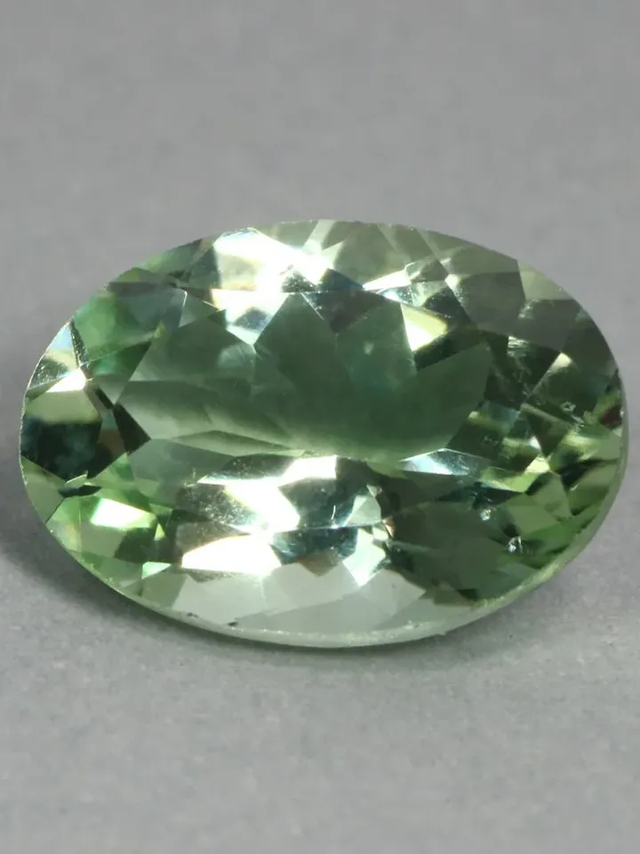 5.35 CT Gorgeous Rarest ! Unheated 100% Natural Best Green Amethyst From Brazil