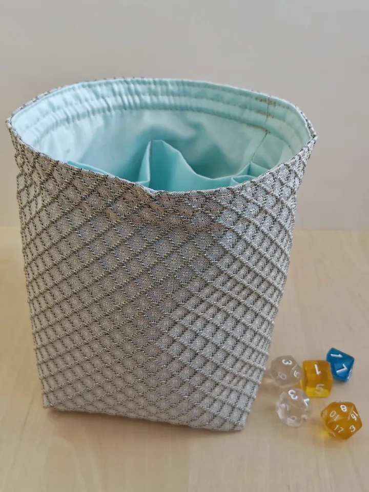 Large dice bag with pockets for 150-200 dice Silver jacquard