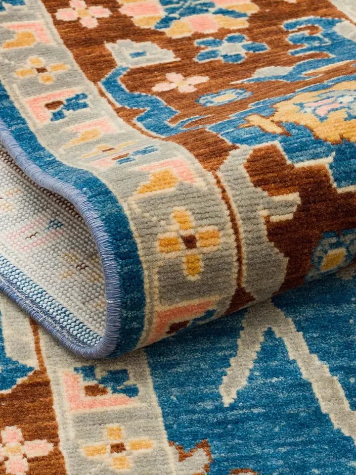 Add a Touch of Elegance to Your Space with our Handcrafted Modern Oushak Rug!