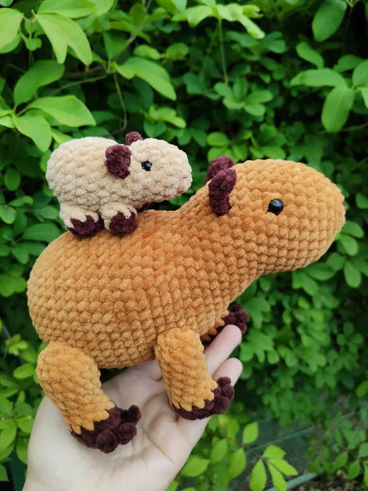 Crochet capybara pattern: capybara plush and baby capybara, amigurumi capybara pattern