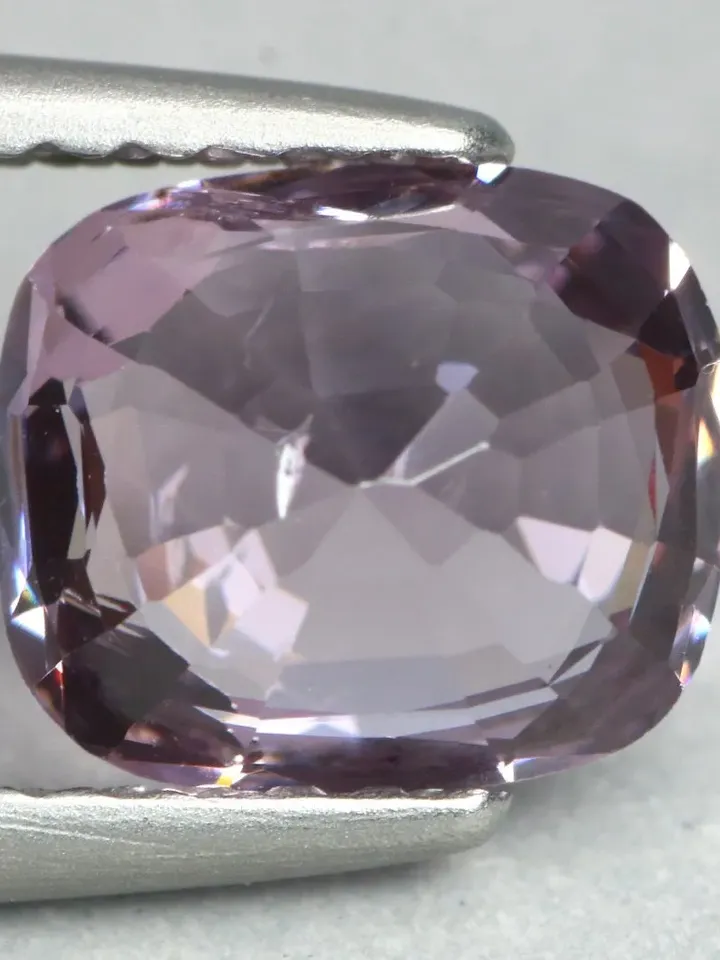 1.59  CT Valuable Transparent Unheated 100% Natural Violet Spinel from Burma