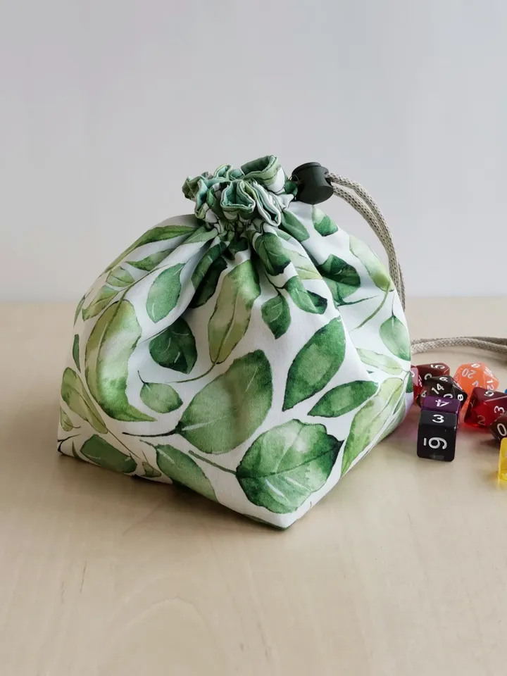 Large dice bag with pockets for 150-200 dice Green leaves