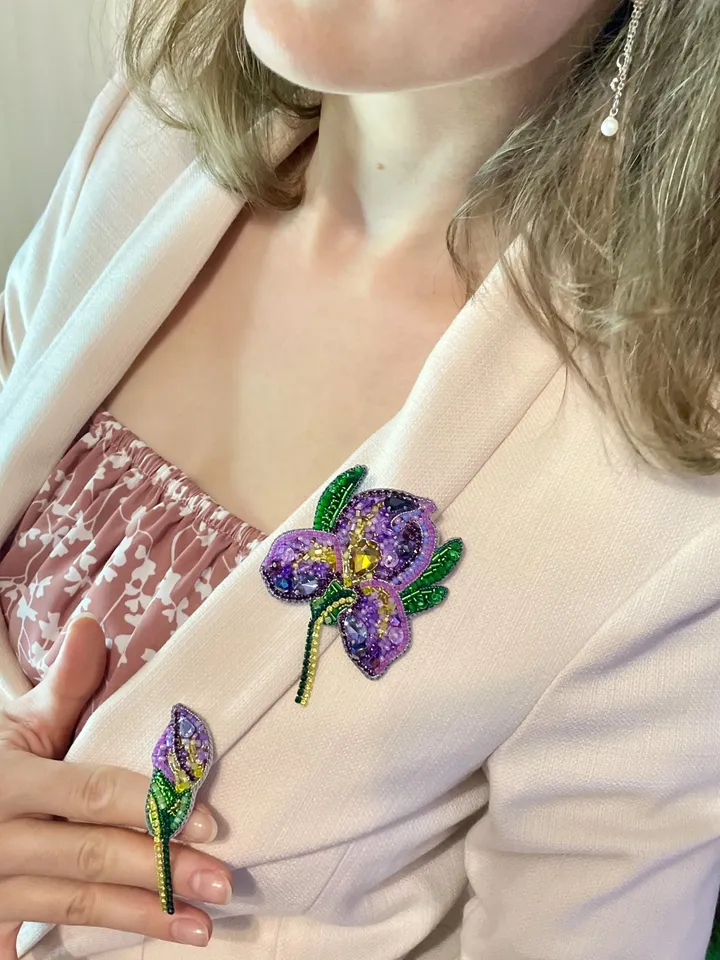 Iris Set of Beaded Brooches, Handmade Embroidered Accessory, Pin Flower of Purpel and Golden Colors, Flower Brooch