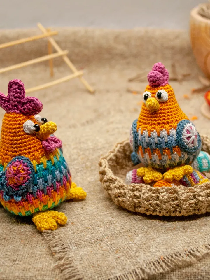 Amigurumi Easter chicken family: Rooster with Hen sitting on her nest with 5 eggs, Easter decor Set of farmhouse birds