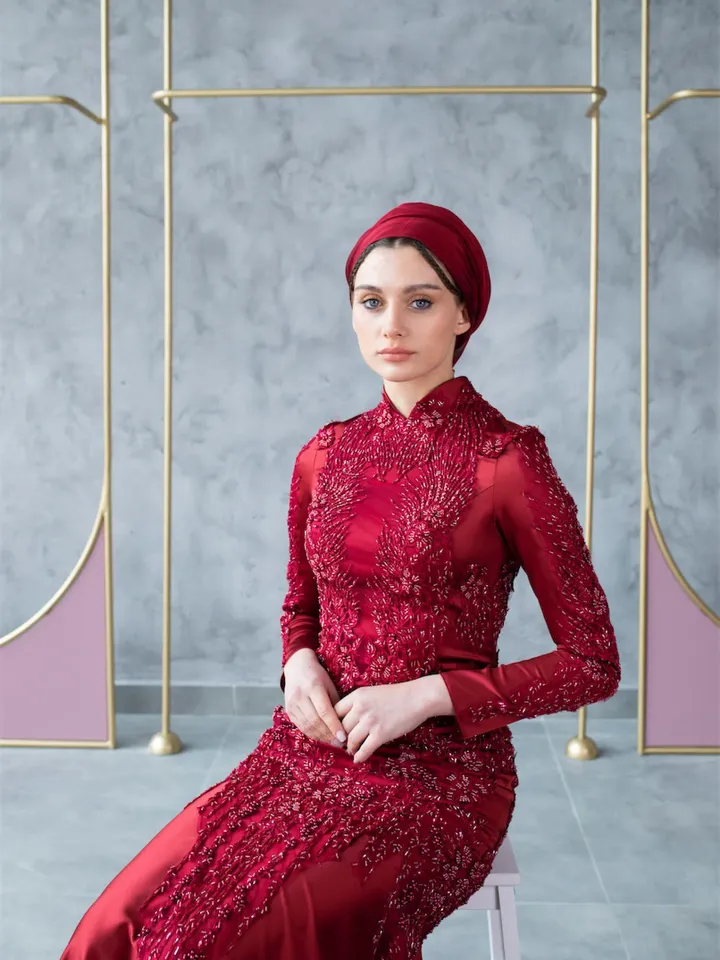 AHUNARE HIJAB - Laiya Burgundy Mermaiad Embroidered Wedding Dress, Muslim Evening Gown, Nikah, Islamic Wedding, Engagement, Bridesmaid,