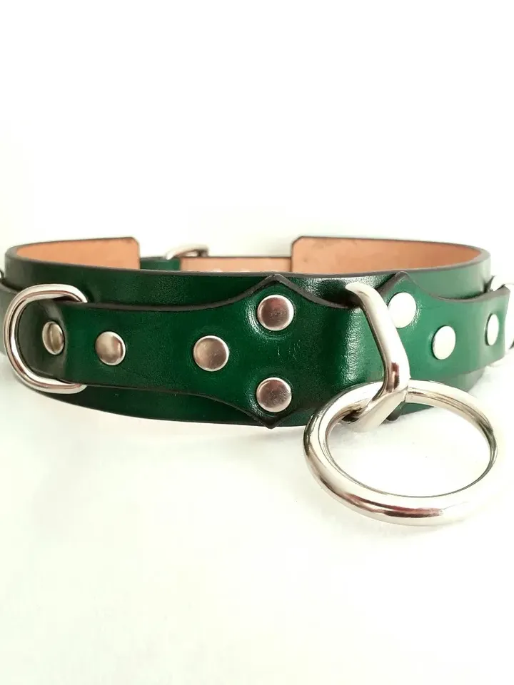 Dark green leather submissive bdsm collar plus size