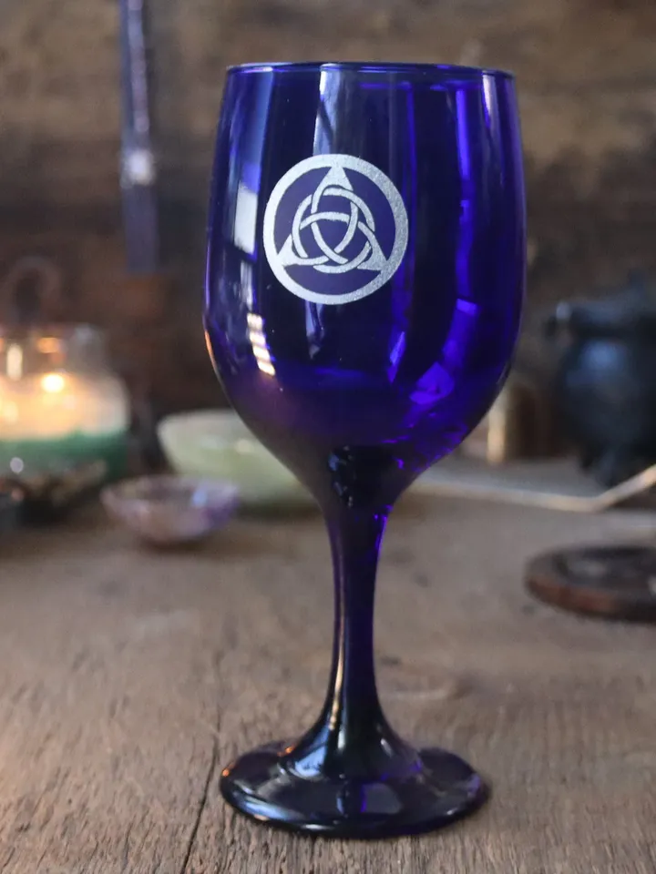 Triquetra Chalice, Witch's Triquetra Chalice, Blue Chalice with Silver Etched Triquetra Celtic Design, Witchy Altar Chalice