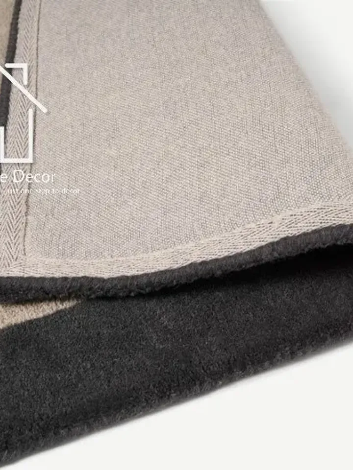 Ayka 100% Handmade Woolen Area Rug For Hall Kitchen Living Room Bed Room Bath Room Dining Room Kids Room Carpet / Beige Black Rugs Christmas