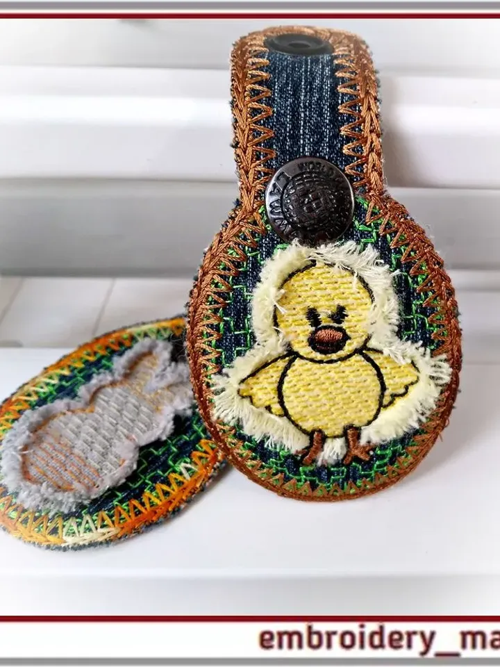 In the hoop design keychain in the form of egg with a chicken Unusual Easter gift