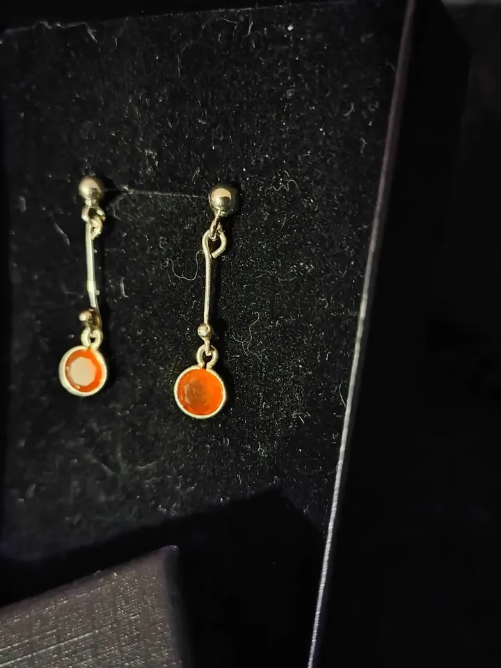 Sterling silver and carnelian earrings with carnelian