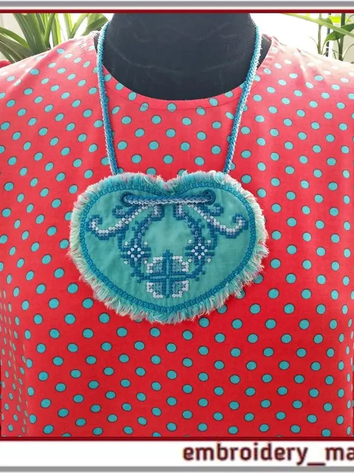 Machine Embroidery Design pendant in the cross-stitch Gzhel