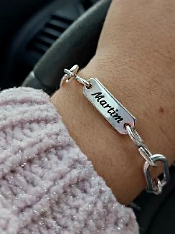 Personalized Name Bracelet | Link Chain Bracelet with Custom Word/Name/Date Engraved | Unique Jewelry Gifts for Women Mom/Sister/Best Friend