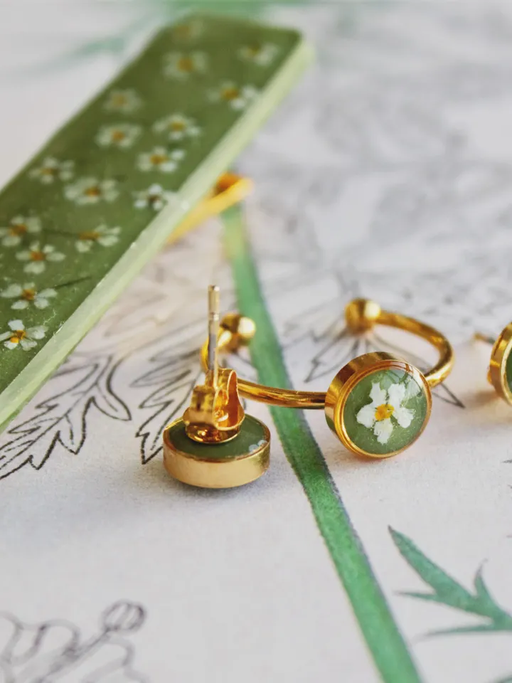 Green set jewelry Queen Anne's lace stud earrings Flower ring Floral hair clip