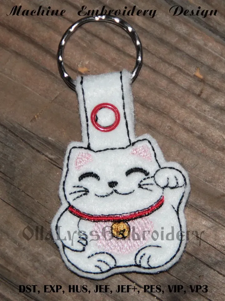 Maneki Neko ITH keychain