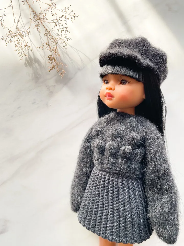 Paola Reina “Popcorn” outfit alpaca shortened sweater and hat with cotton skirt