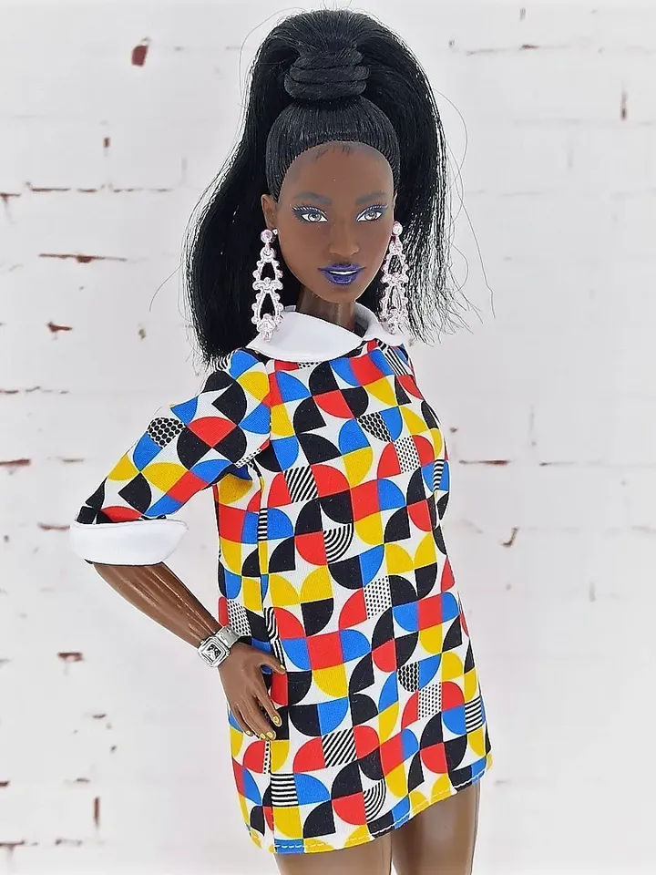 A-silhouette dress with vintage design for Barbie Doll (Curvy)