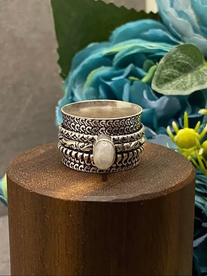Chunky Spinner Ring, Spinner Ring, Fidget Ring, Spinner Rings for Women, Spinner Ring with Gem