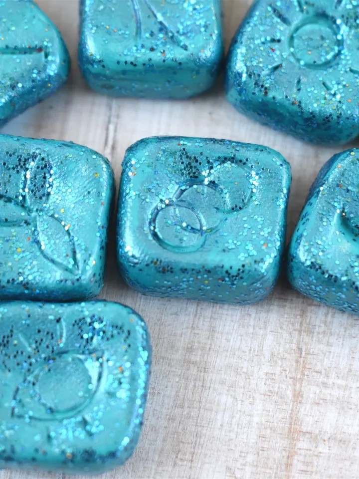 Blue Witch Runes | Witch's Rune Set | Natural Runes | Traditional Witch Rune | Fortunetelling Set | Runic Gift | Divination Set | Red Runes