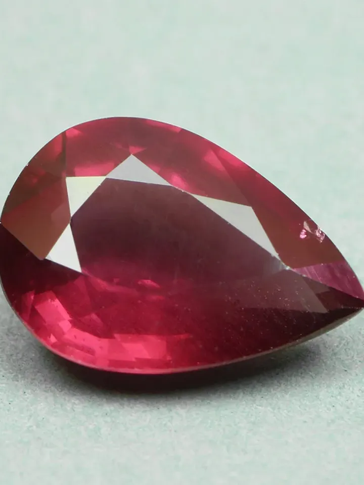 1.92 CT Specious Reddish Pink Color Unheated 100% Natural Rhodolite Garnet