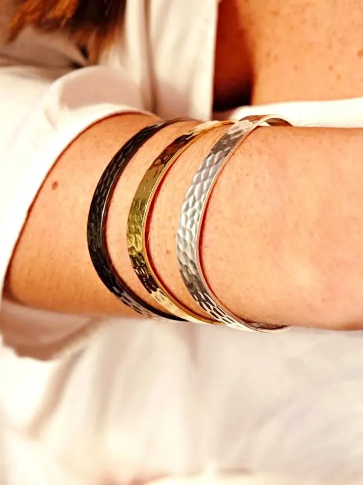 Wave Bracelet Adjustable, Gold Bohemian Hammered Bangle, Silver Brass Stacking Bracelet, Wave Hammered Bangle, Minimalist Cuff Bracelet Open