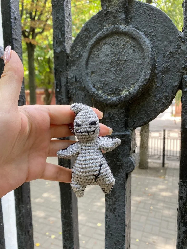 PDF Crochet small Oogie Boogie, Keychain Amigurumi Pattern, Crochet halloween, Halloween Crochet Pattern, Boogeyman, Monster toy pattern