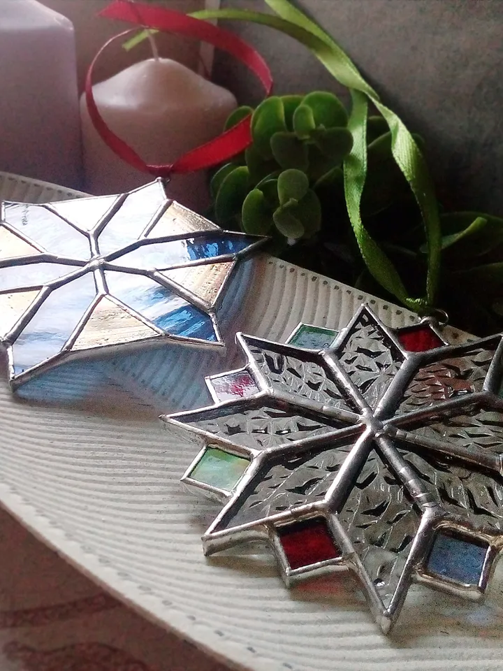 Set of 2 snowflake suncatchers, christmas ornaments, simple stained glass, Christmas decorations, Xmas tree star