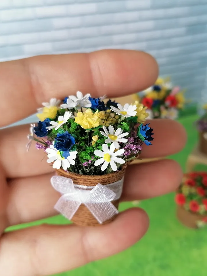 Wildflowers in baskets. Puppet miniature.1:12 scale.