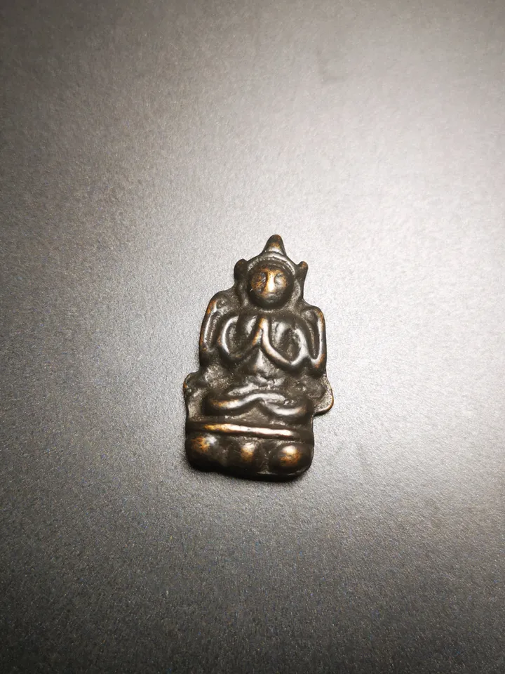 Gandhanra Antique Tibetan Thokcha Amulet Pendant,Chenrezig,Four Armed Padmapani, Made of Thokcha,Mini Size