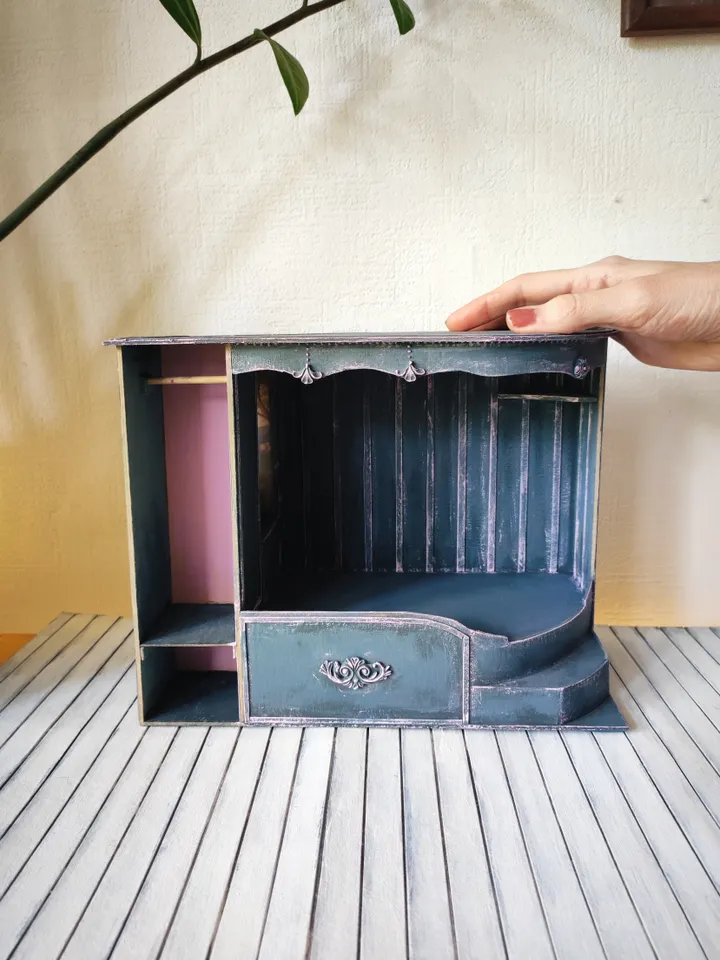 Roombox Doll Bed 1/12 Shabby chic royal blue