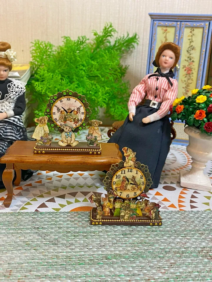 Imitation clock for a dollhouse. Scale 1:12.