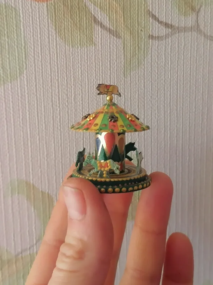 Miniature carousel. Dollhouse miniature.1:12 scale.