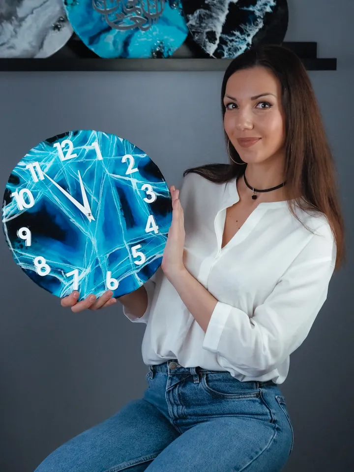 wall clock "Ice of Baikal"