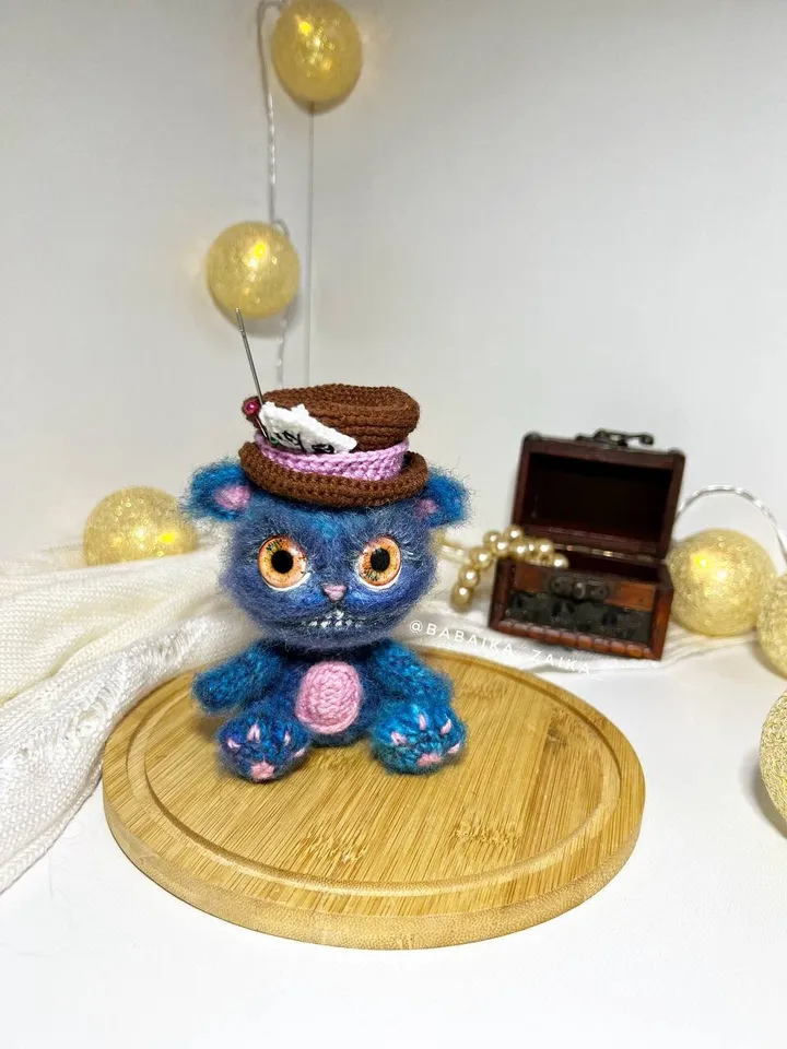 PDF Pattern Cheshire Cat Doll, Alice in Wonderland, Amigurumi Cheshire cat, Realistic Pattern Cheshire Amigurumi baby cat Alice's Adventures