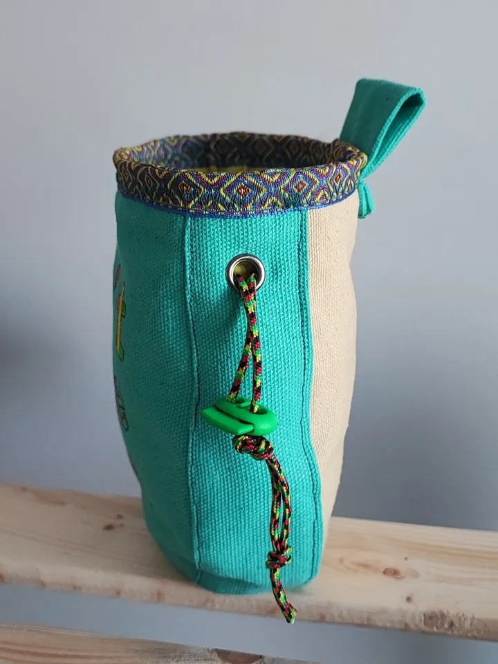 Chalk bag Motivation Don't give up for rock climbing
