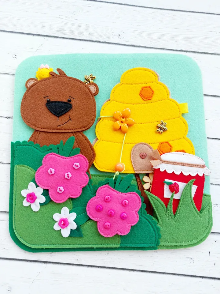 Educational tablets for studying the life of forest animals.