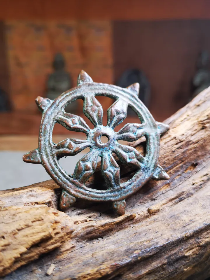 Gandhanra Vintage Tibetan Buddhist Amulet,Prayer Wheel,Lucky Wheel,Dharma Chakra,57mm