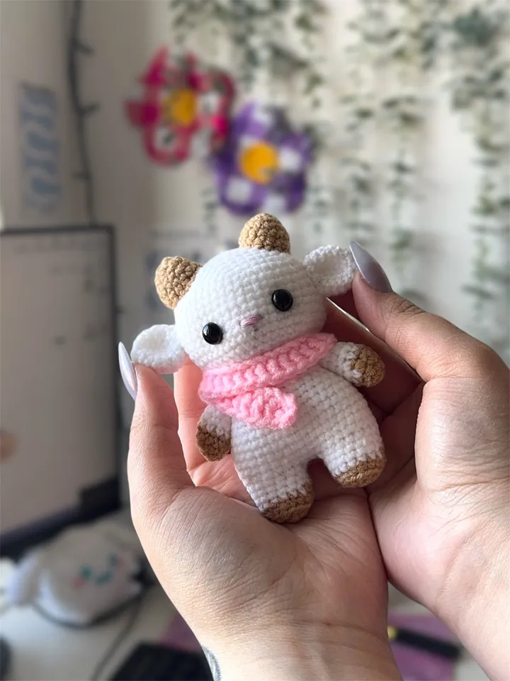 Baby Goat in a scarf crochet pattern, PDF amigurumi US term, crochet patterns cute animals, autumn