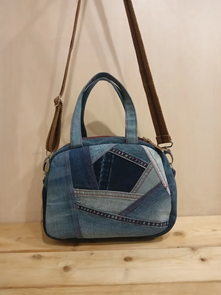 Cute crossbody denim bag, shoulder jeans bag, recycled jeans fabric, boho bag with pockets outside and inside
