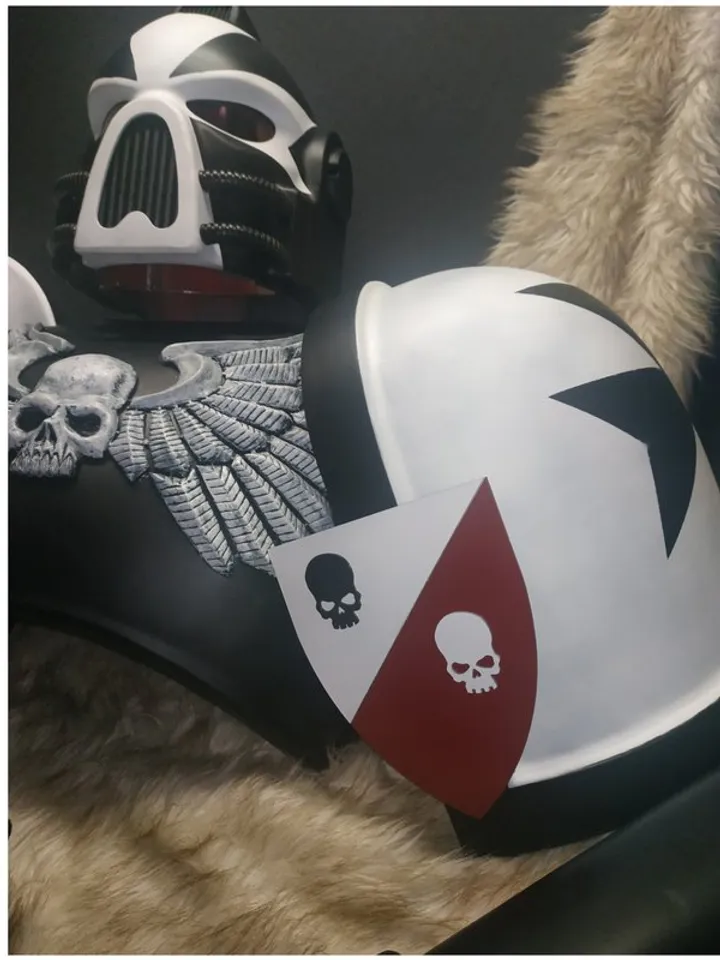 Spacemarine Cosplay - Black Templars armor - Warhammer 40k - custom cosplay prop