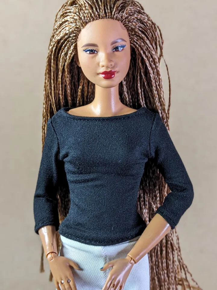 Black long-sleeve T-shirt for 1/6 scale fashion female dolls