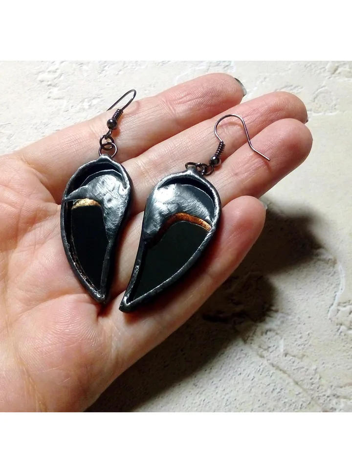 black Raven mirror earrings, Crow witch earrings, Halloween, samhain, Goth black earrings, witchy aesthetic