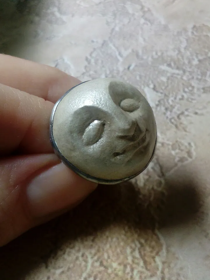 Moon face ring, moon Goddess ring, Halloween witchy ring, pearl color head ring
