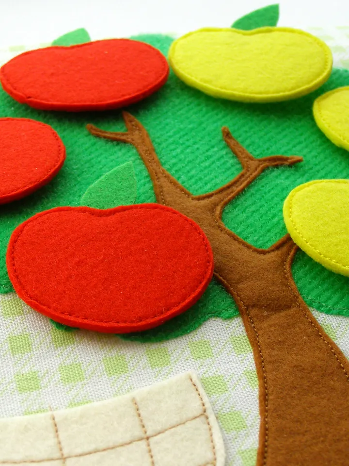 Quiet book page, Apple tree, PDF sewing pattern, SVG files
